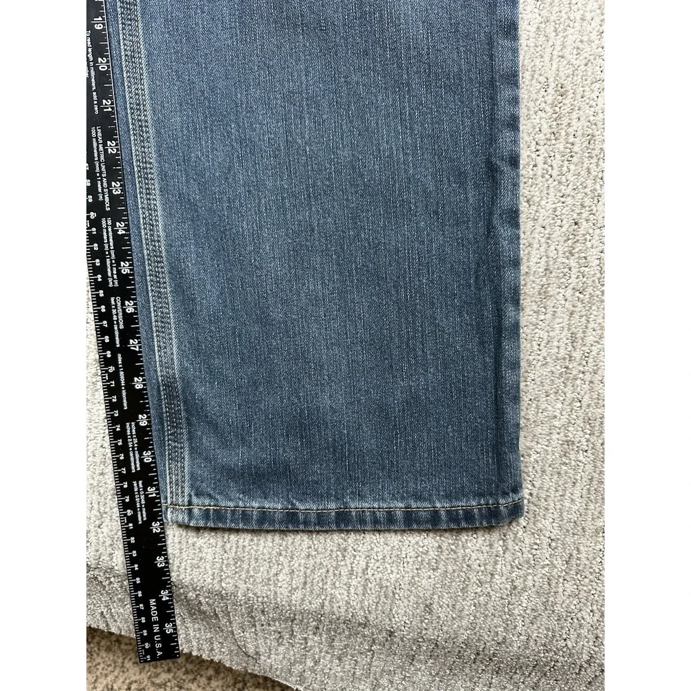 Carhartt Jeans Mens 38x32 Blue Medium Wash Relaxed Fit Straight Denim Pants